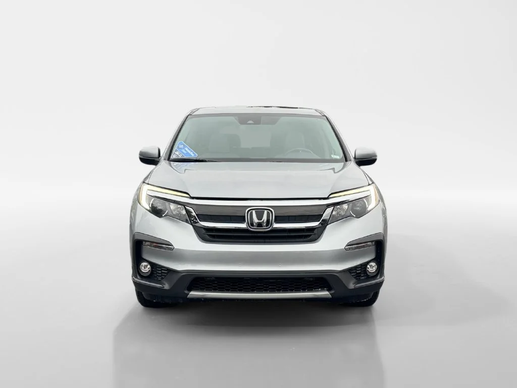 Certified Used 2019 Silver Honda EX-L image 8