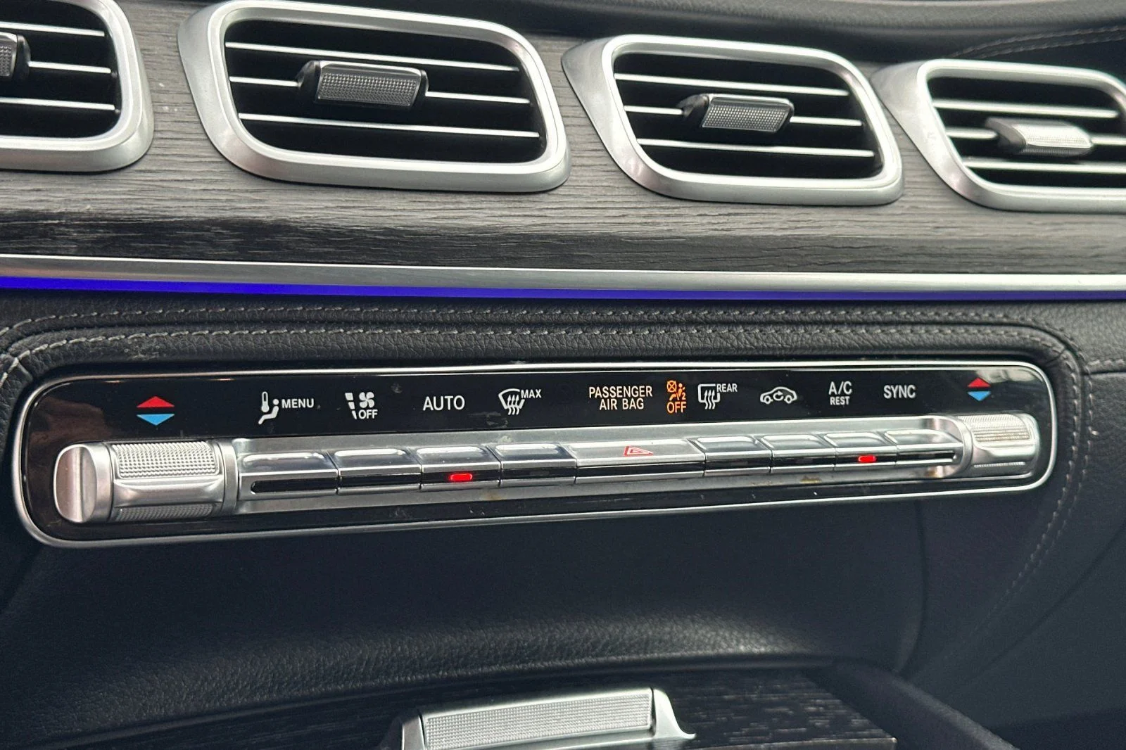 Used 2025 Black Mercedes-Benz GLE 53 AMG® image 21
