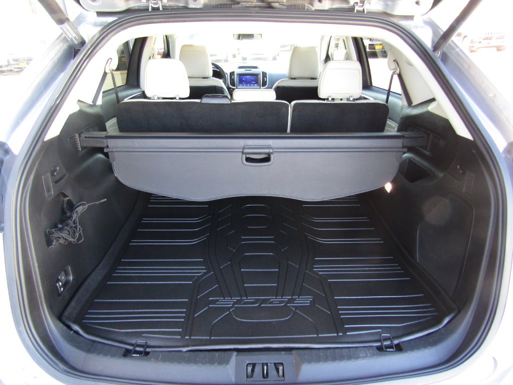 Used 2020 Silver Ford Titanium image 33