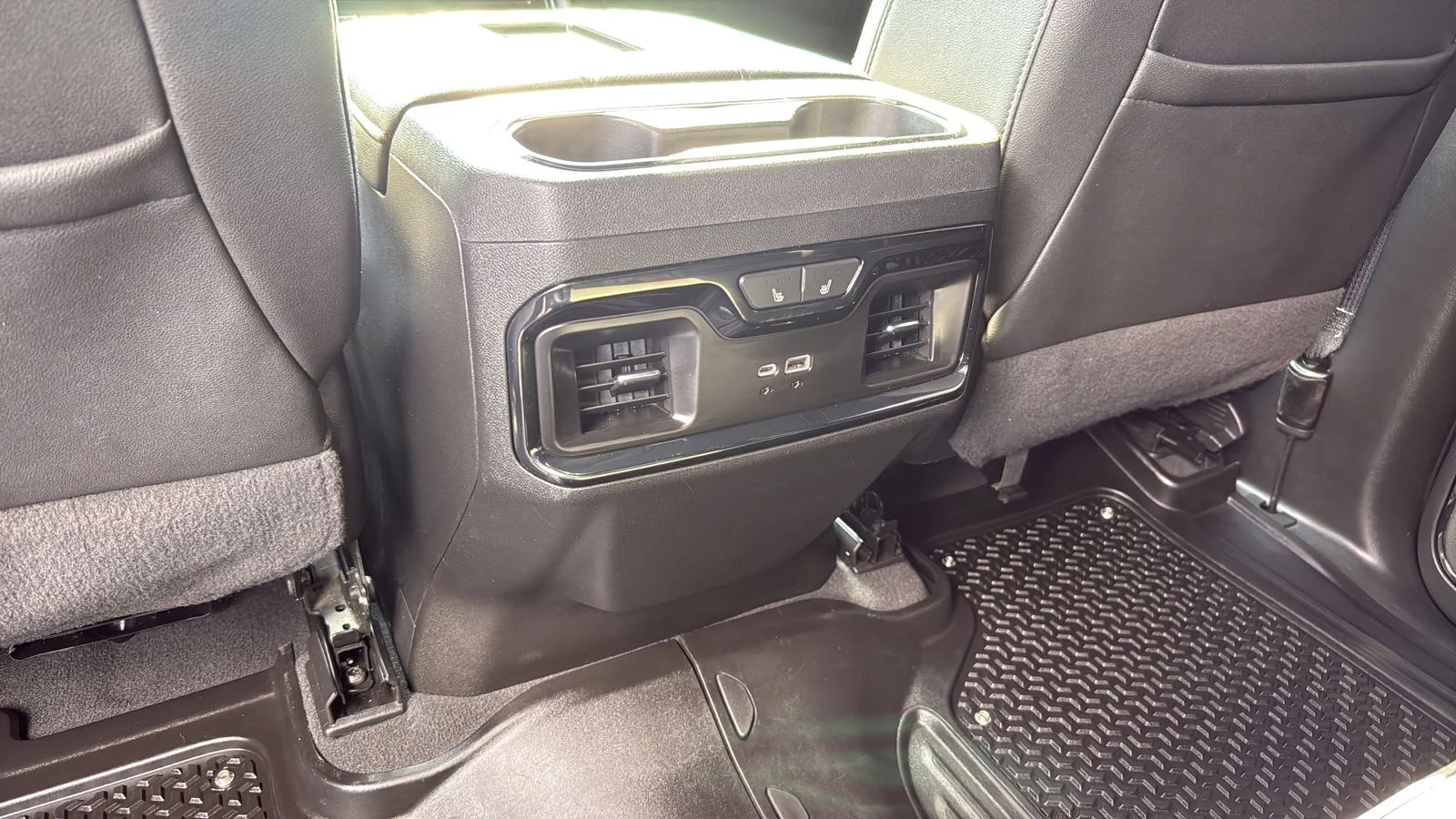 Used 2022 Blue GMC AT4 image 27