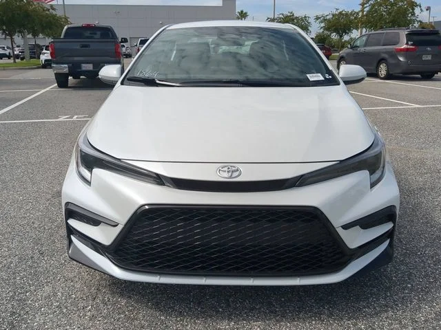 New 2026 Wind Chill Pearl Toyota SE image 9