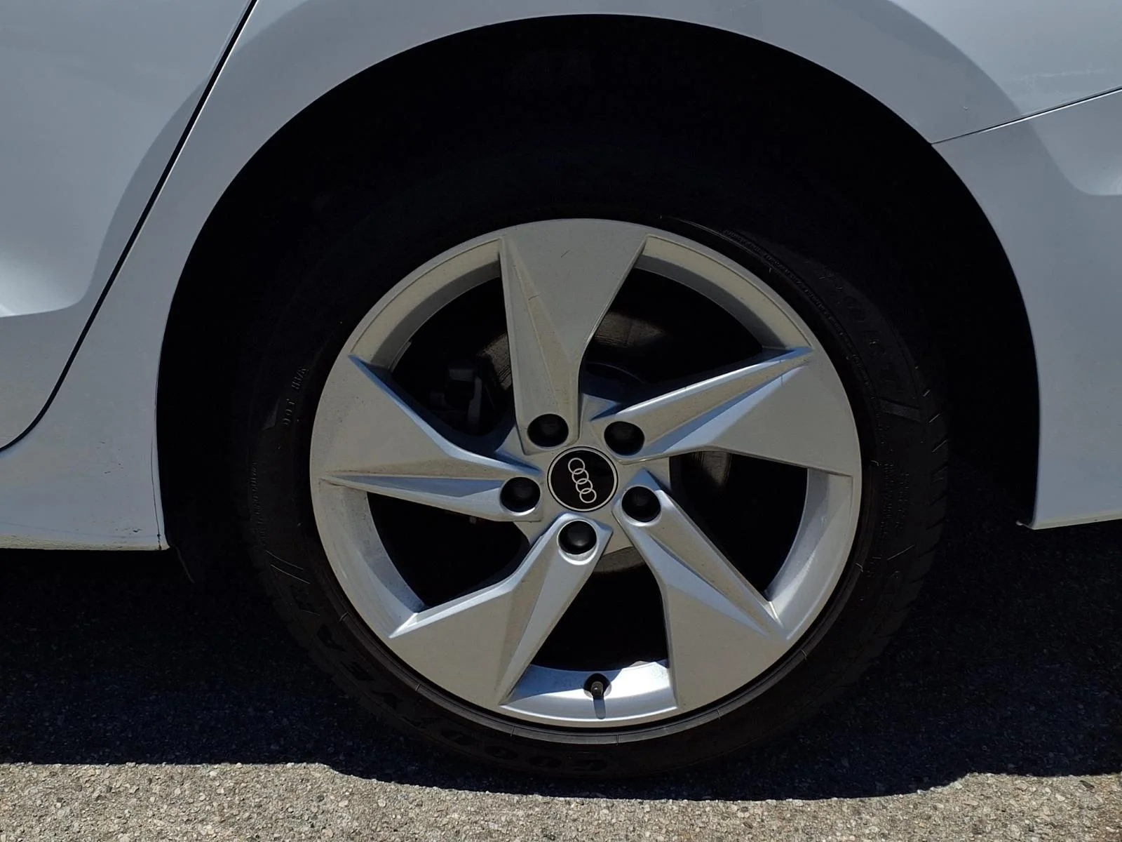 Used 2023 White Audi 40 Premium image 4
