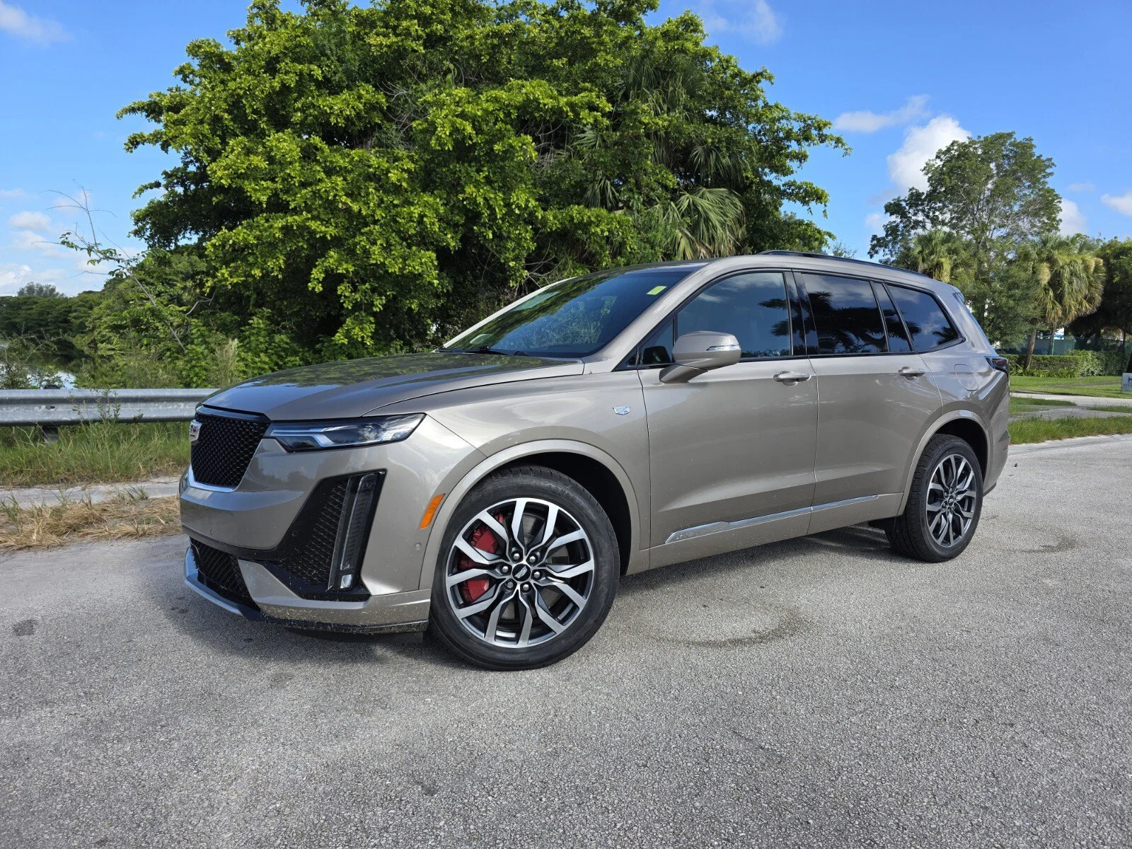 2023 Cadillac XT6 Sport