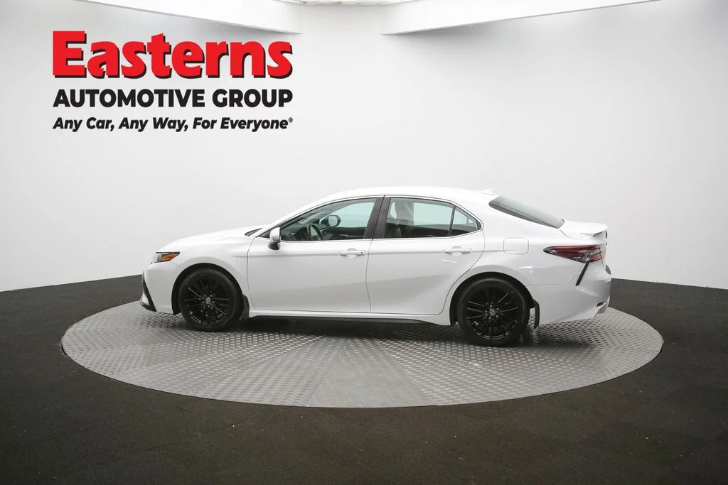 Used 2022 White Toyota SE image 59