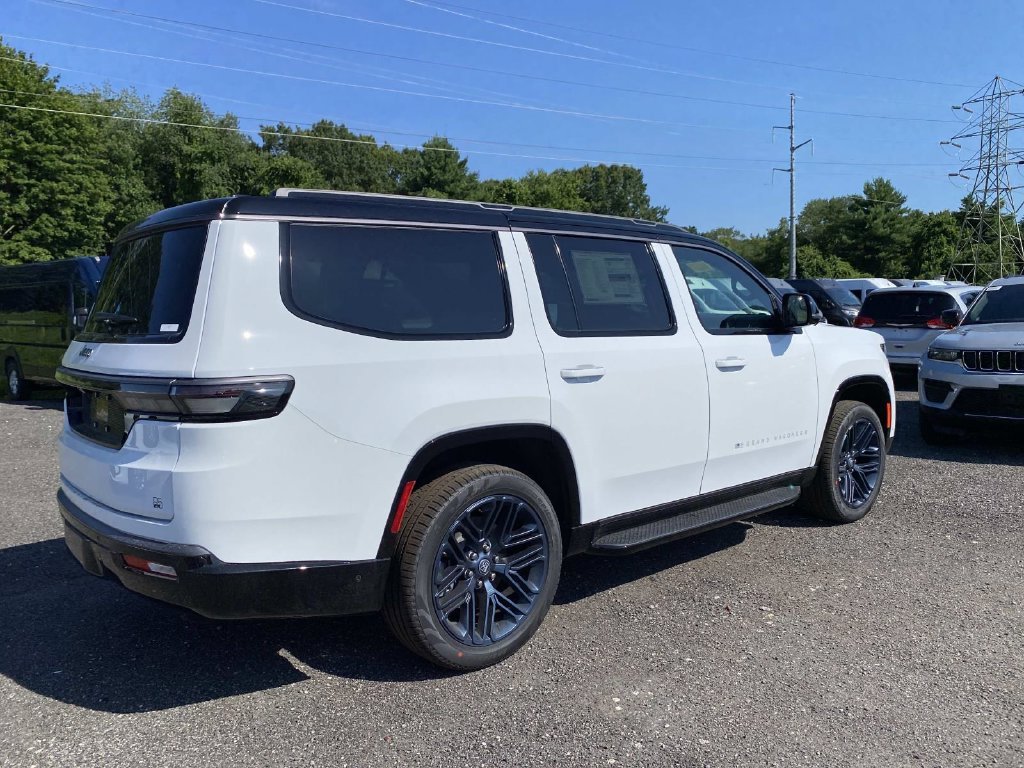 New 2026 Bright White Clear-Coat Exterior Paint Jeep 85th Anniversary Edition image 3