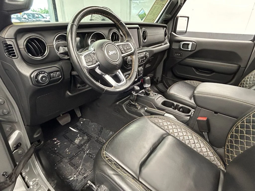 Used 2022 Sting-Gray Clearcoat Jeep Unlimited Sahara High Altitude image 13