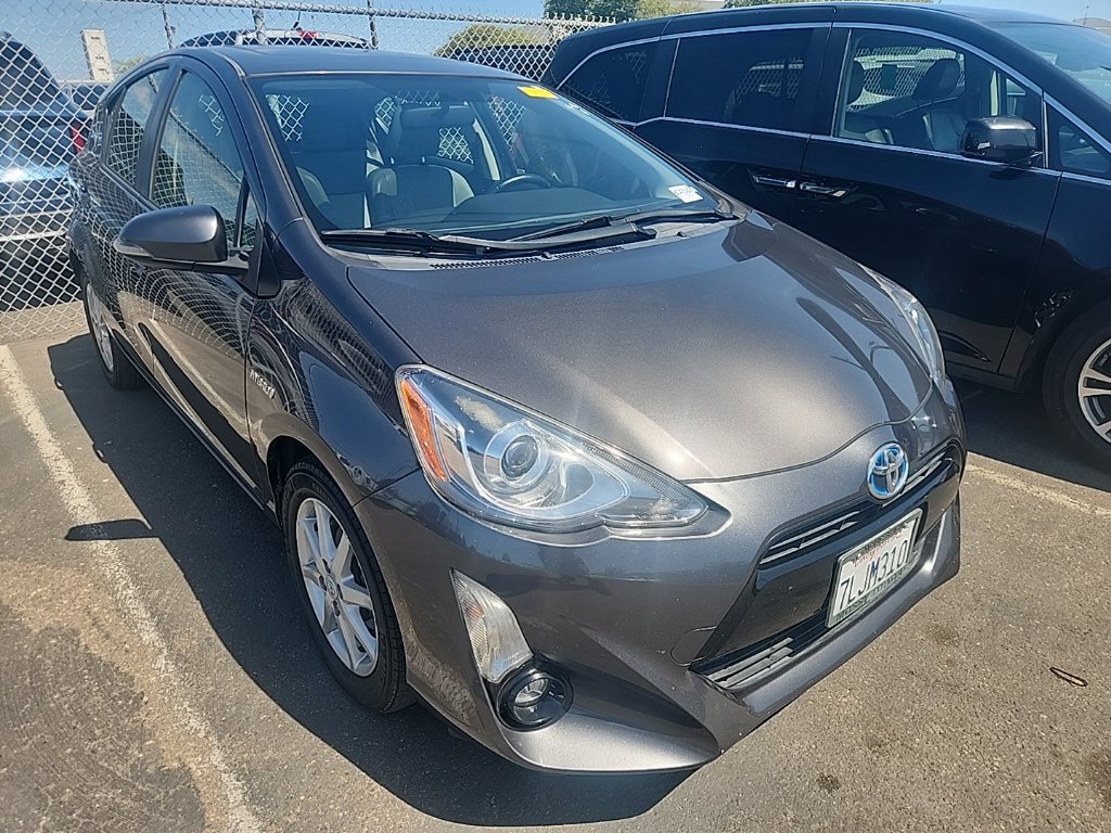 Used 2015 Gray Toyota Four image 1