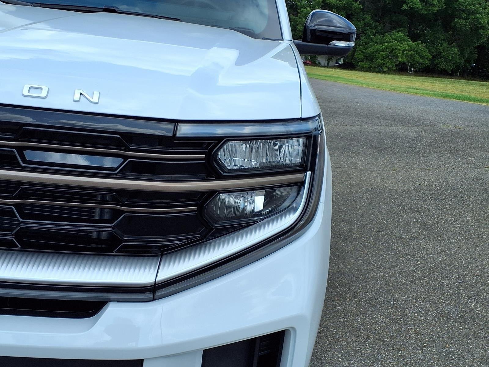New 2026 Oxford White Ford MAX King Ranch® image 16