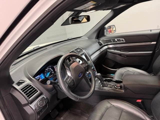 Certified Used 2018 White Platinum Clearcoat Metallic Ford Sport image 16