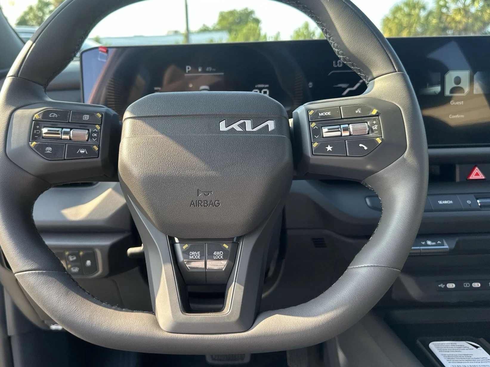 New 2027 Terrain Brown Kia X-Line S image 13