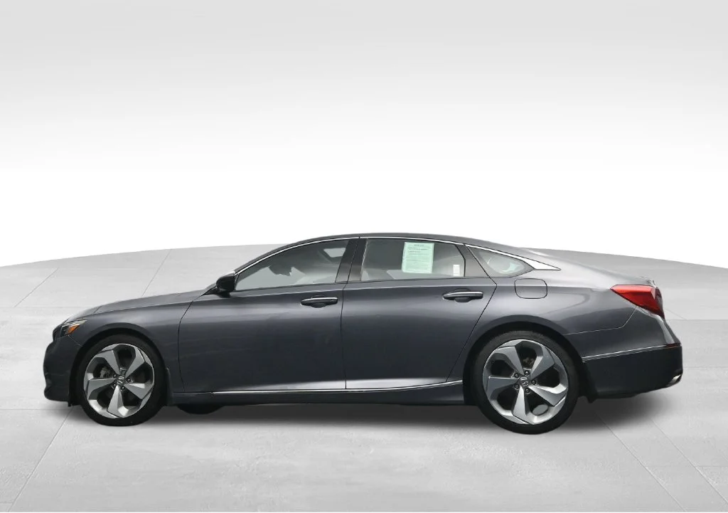 Used 2018 Modern Steel Metallic Honda Touring image 55