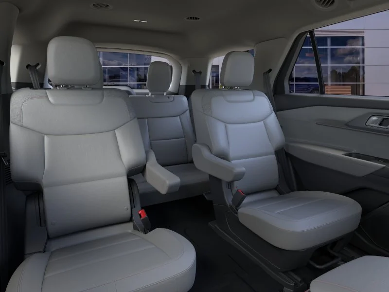New 2026 Space White Metallic Ford Active image 35