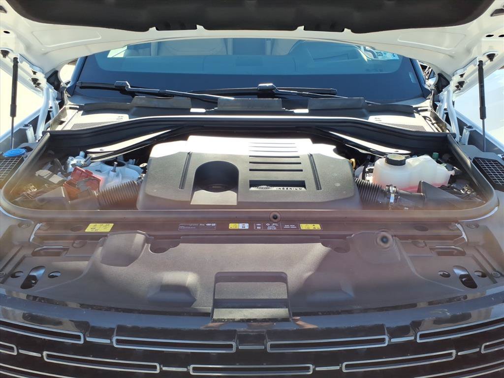 2026 Land Rover Range Rover SE - Photo 10