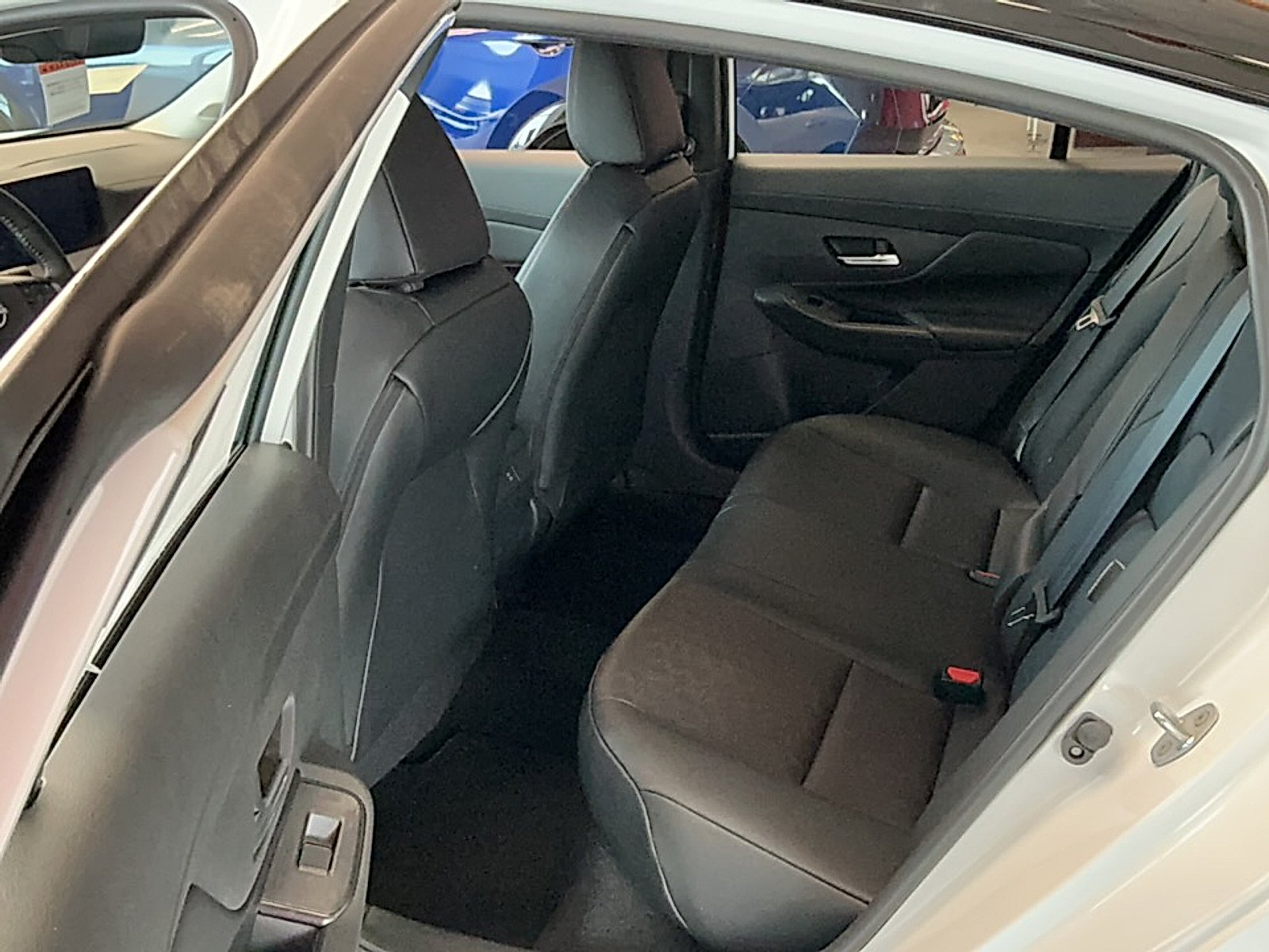 New 2026 White Nissan SR image 14
