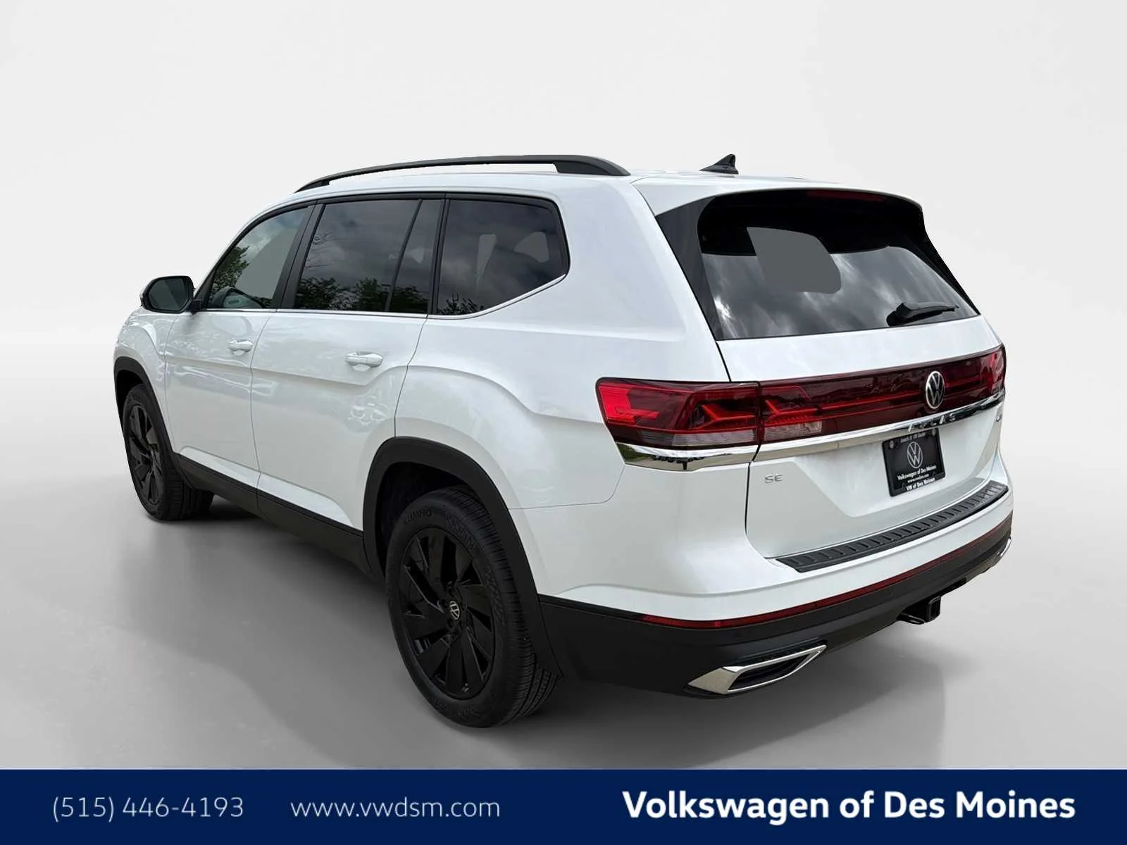 New 2026 Opal White Pearl Volkswagen 2.0T SE w/Technology image 4