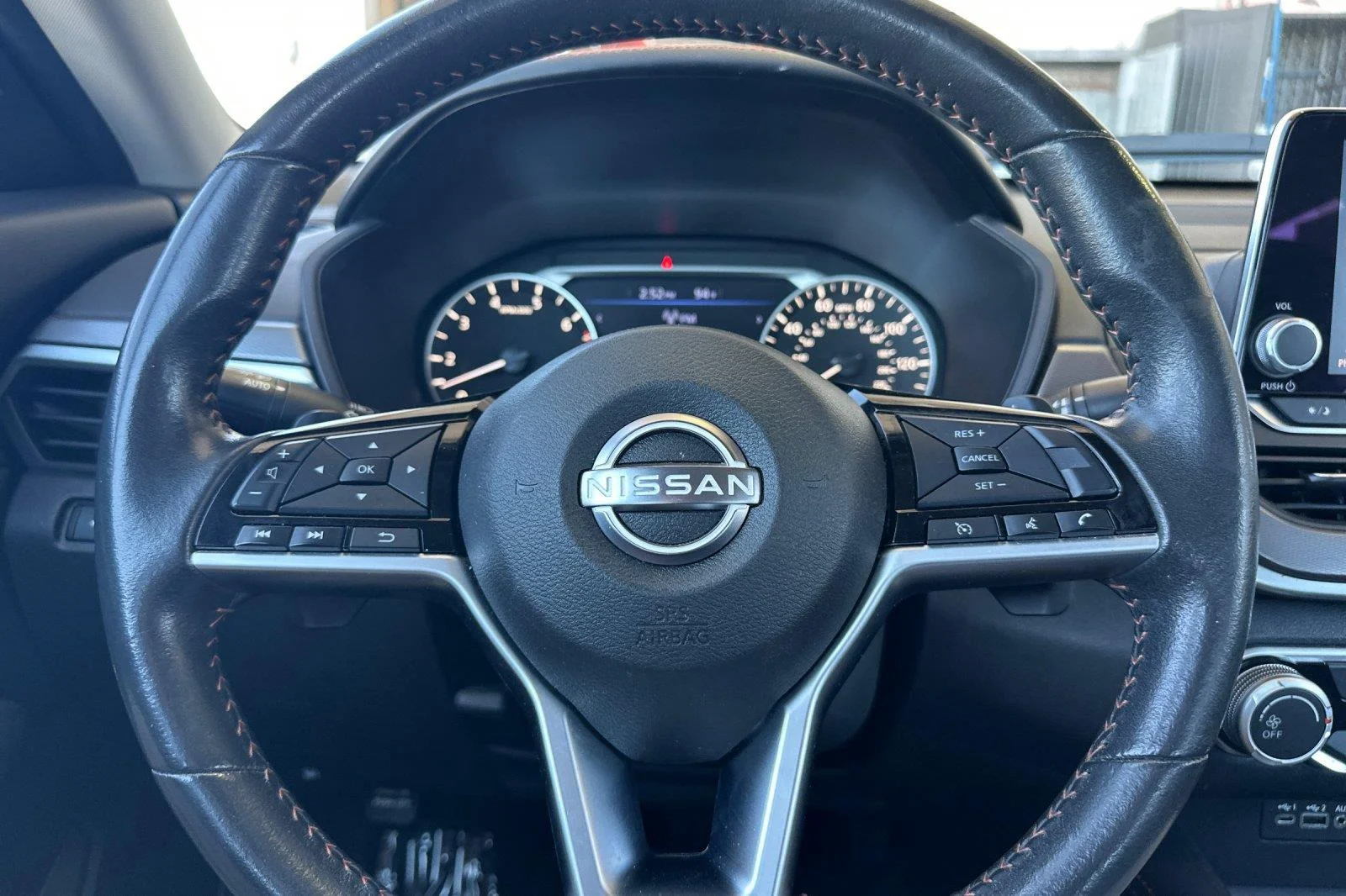 Used 2024 Deep Blue Pearl Nissan 2.5 SR image 22