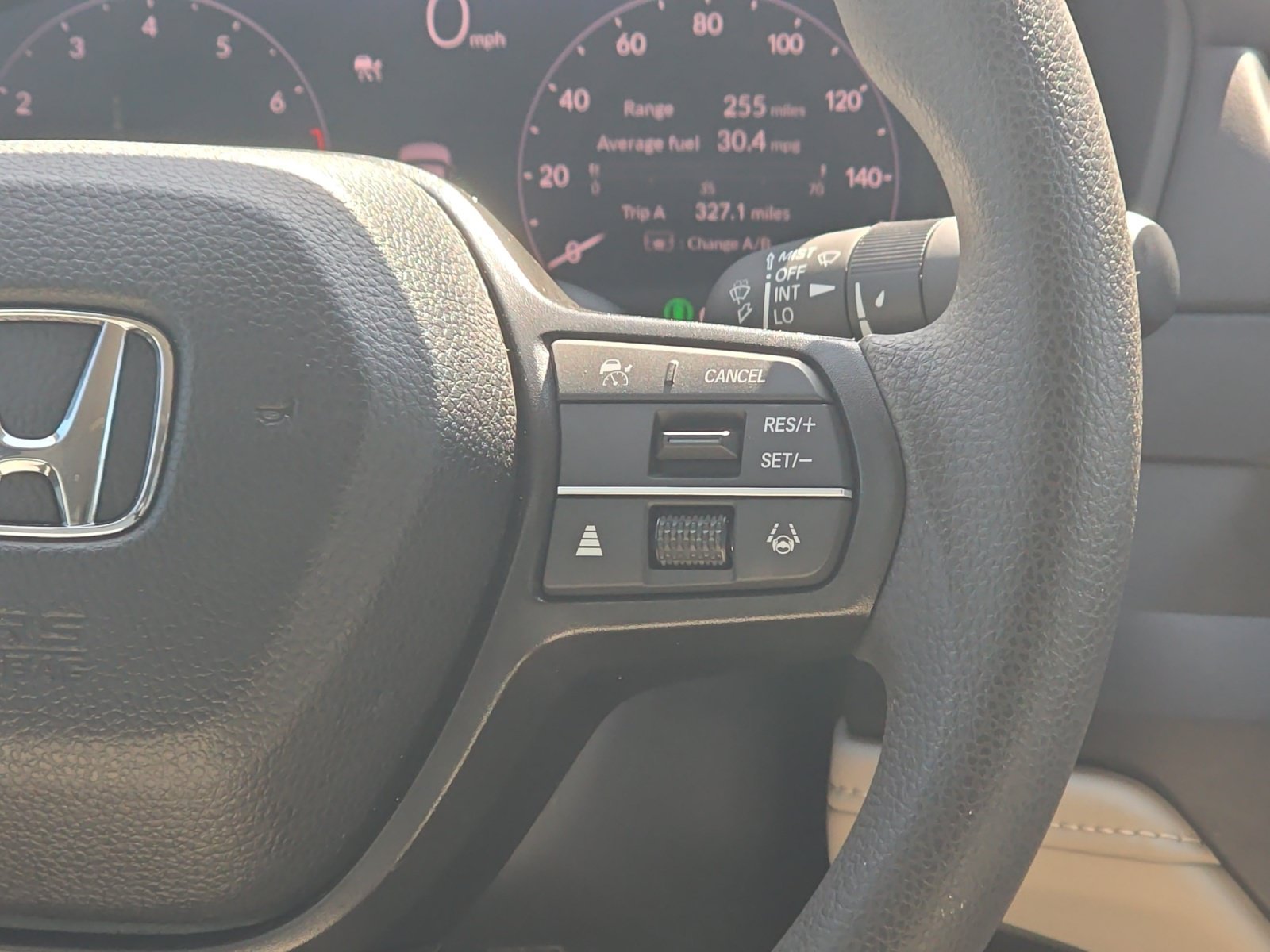 Used 2025 Radiant Red Honda SE image 23