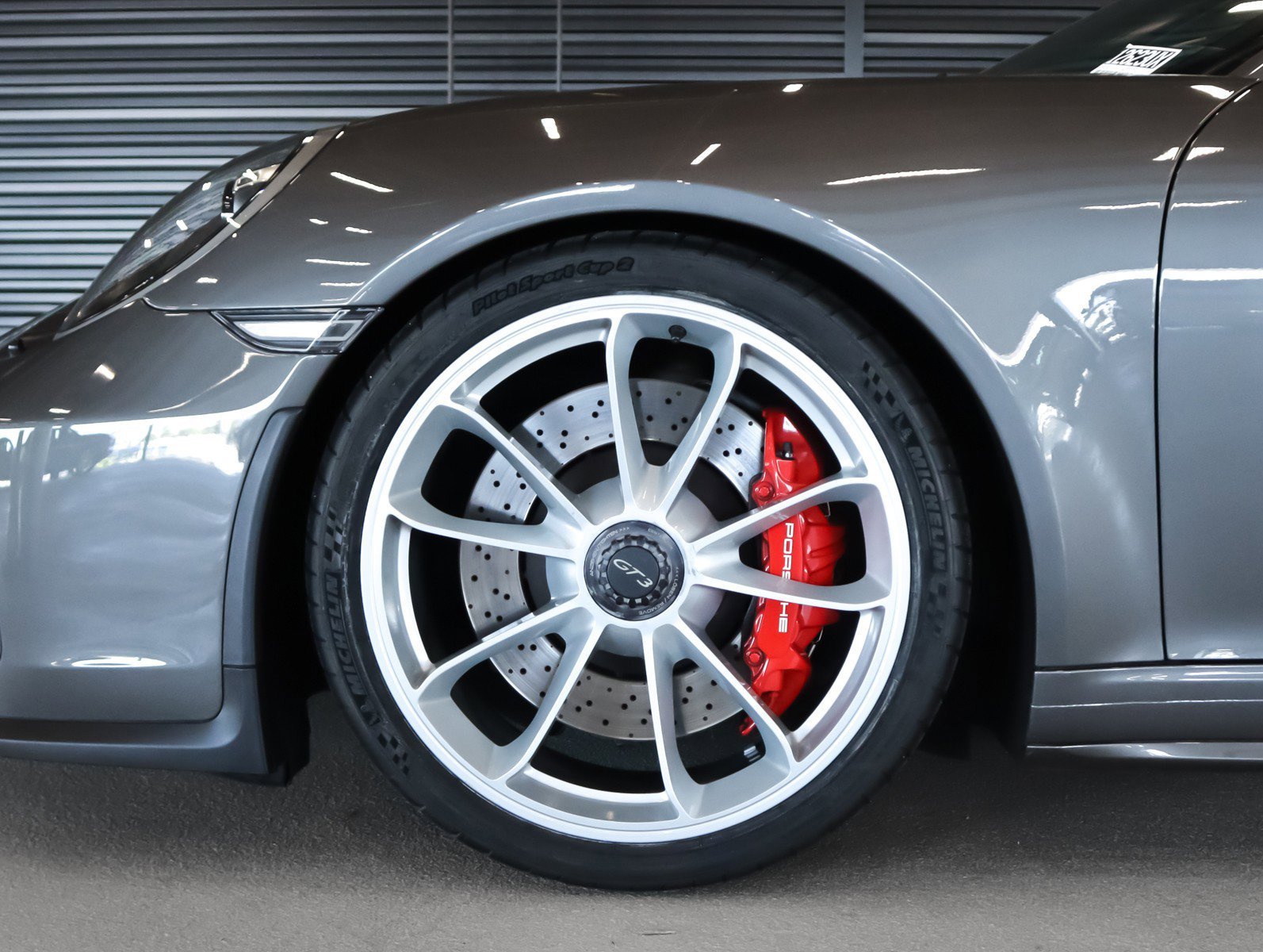 Used 2018 Agate Grey Metallic Porsche GT3 Coupe image 27