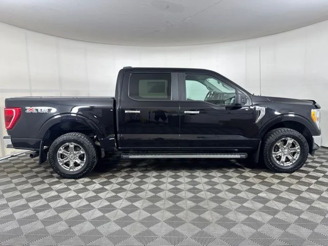Certified Used 2021 Agate Black Metallic Ford XLT image 2