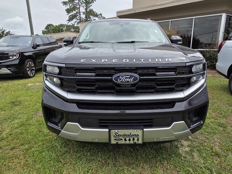 New 2026 Dark Matter Gray Metallic Ford Platinum image 2