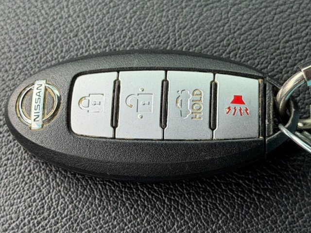 Used 2015 Red Nissan 2.5 S image 30