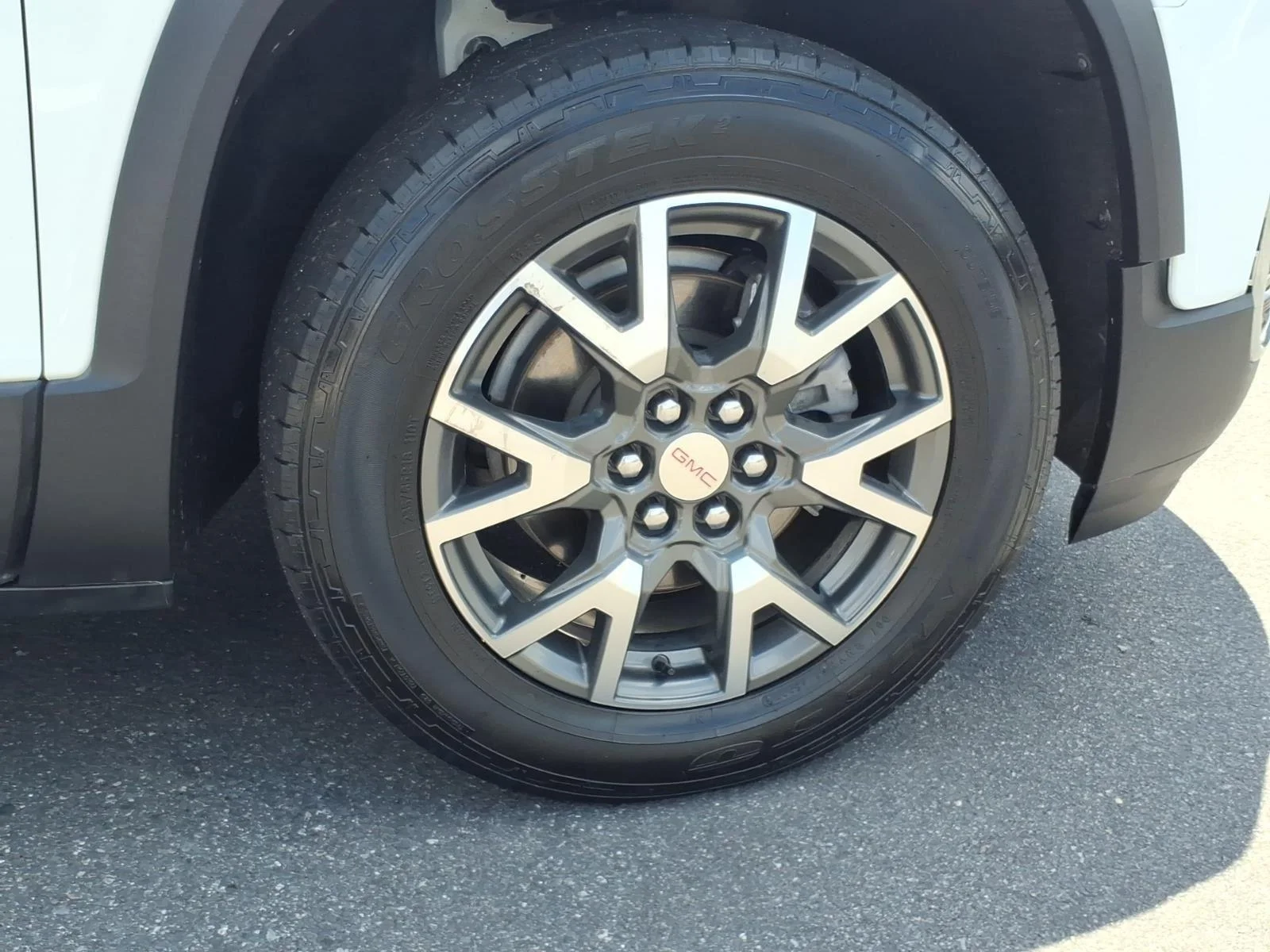 Used 2021 WHITE GMC SLE image 11