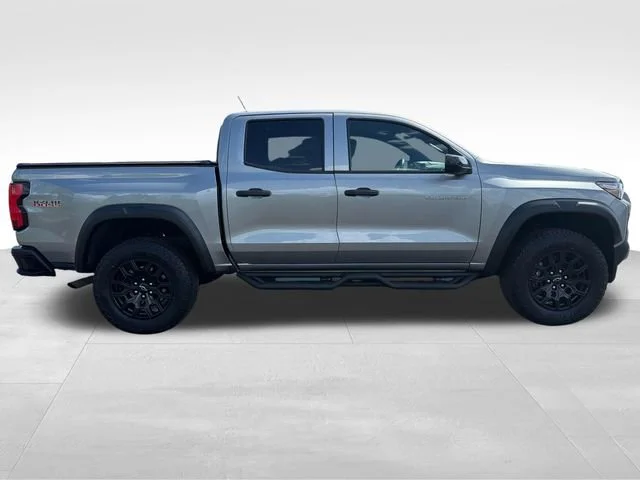 Used 2024 Sterling Gray Metallic Chevrolet Trail Boss image 8