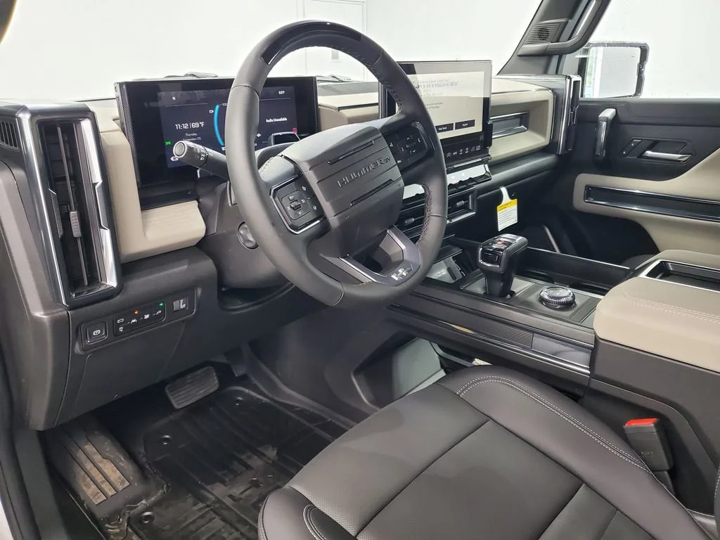 2026 GMC HUMMER EV 2X - Photo 10