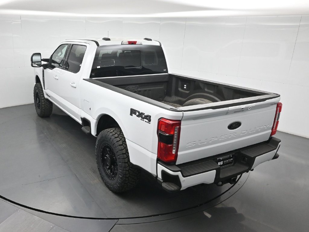 New 2026 Oxford White Ford Lariat image 39