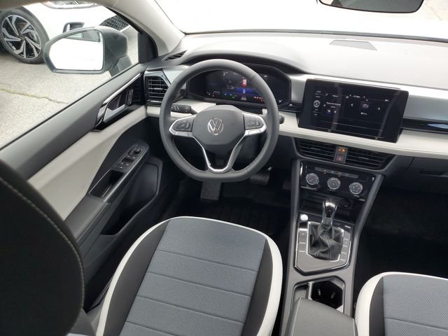 New 2026 White Volkswagen 1.5T S image 8