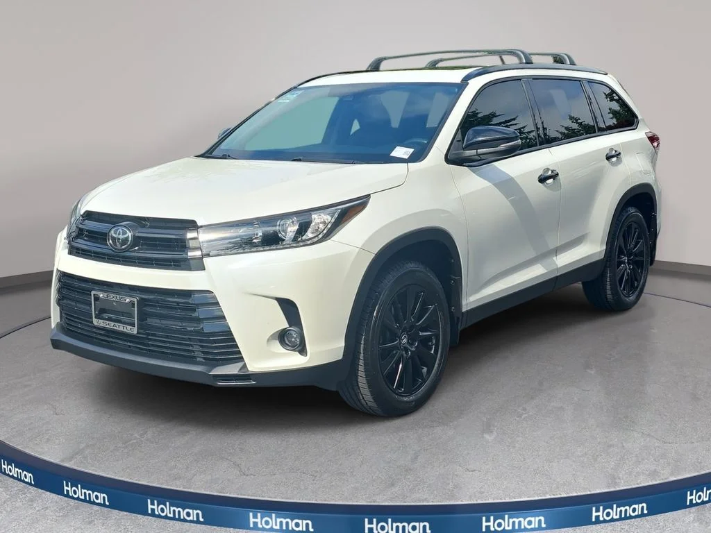 Used 2019 White Toyota SE image 1