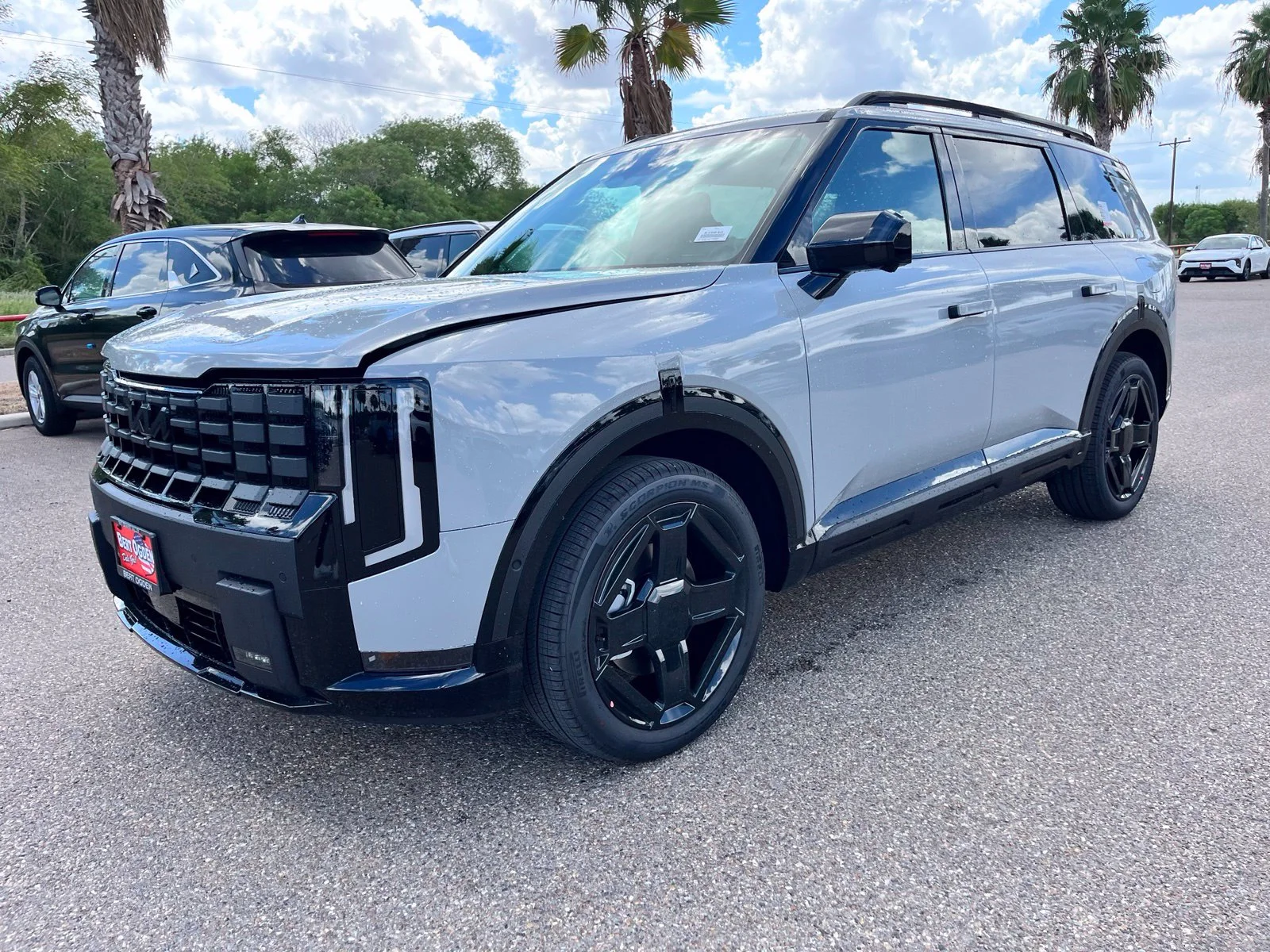 New 2027 Gray Kia X-Line SX image 3