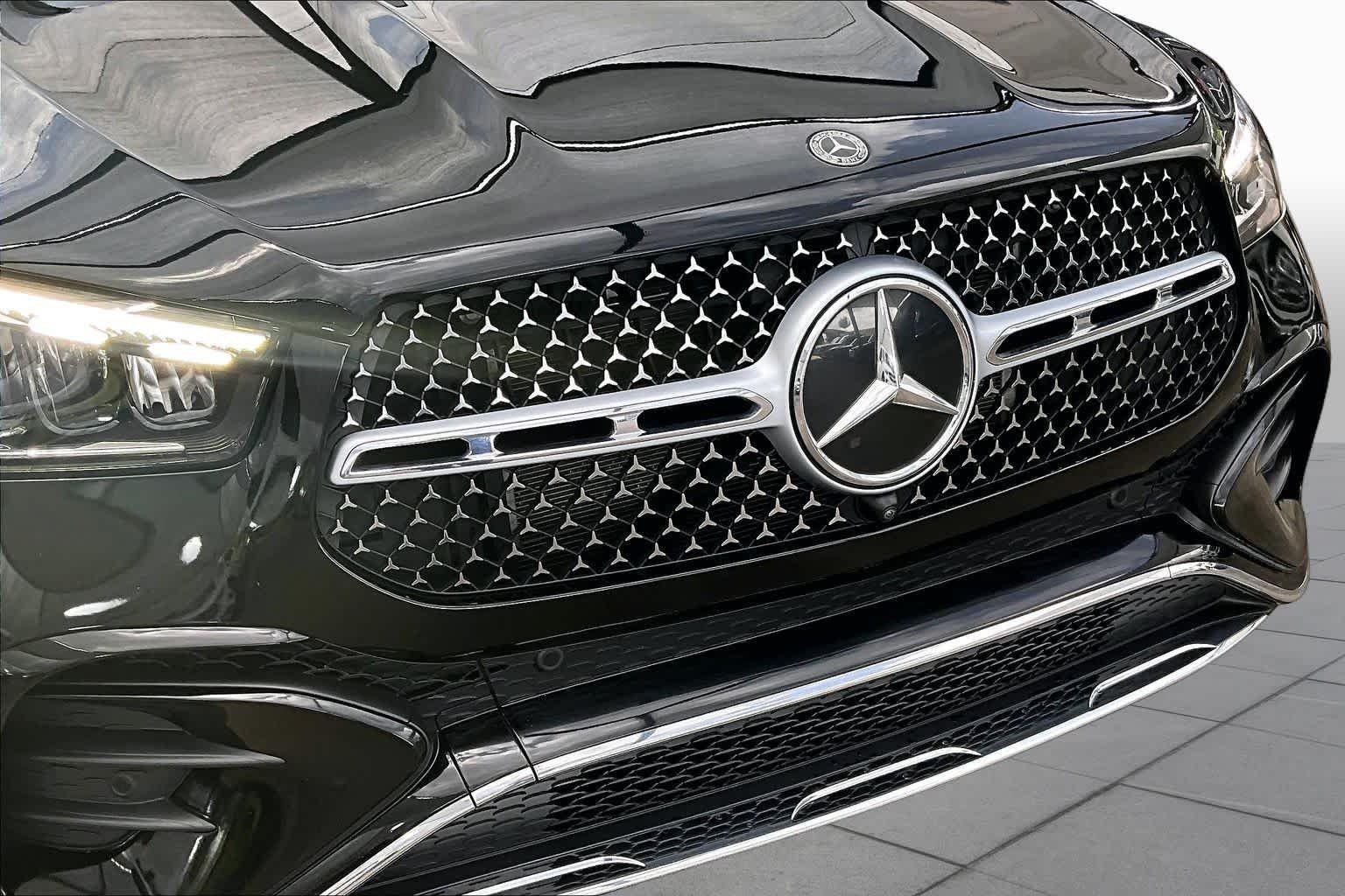 Used 2024 Black Mercedes-Benz GLE 350 image 29