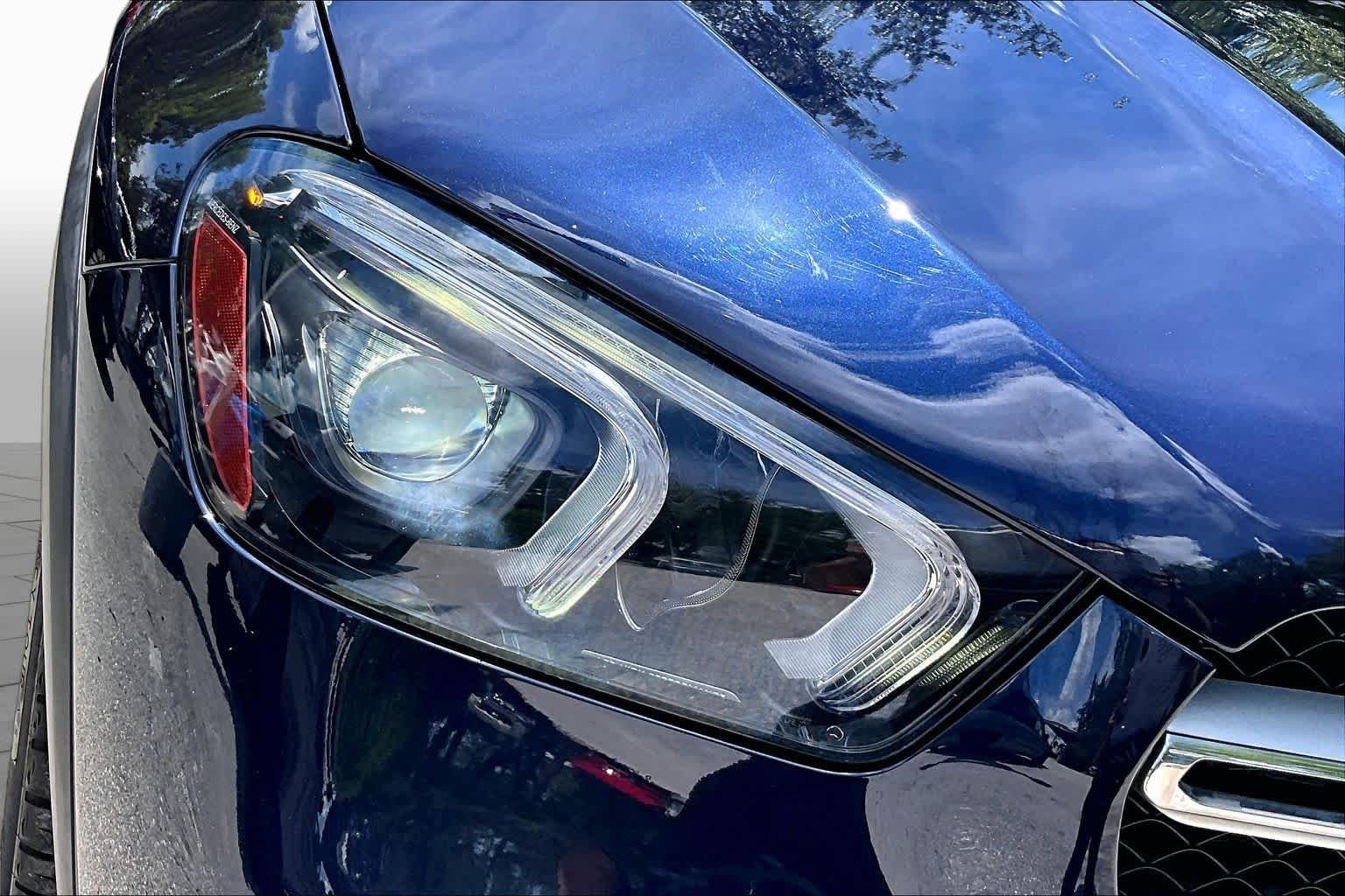 Used 2021 Lunar Blue Metallic Mercedes-Benz GLE 350 image 28