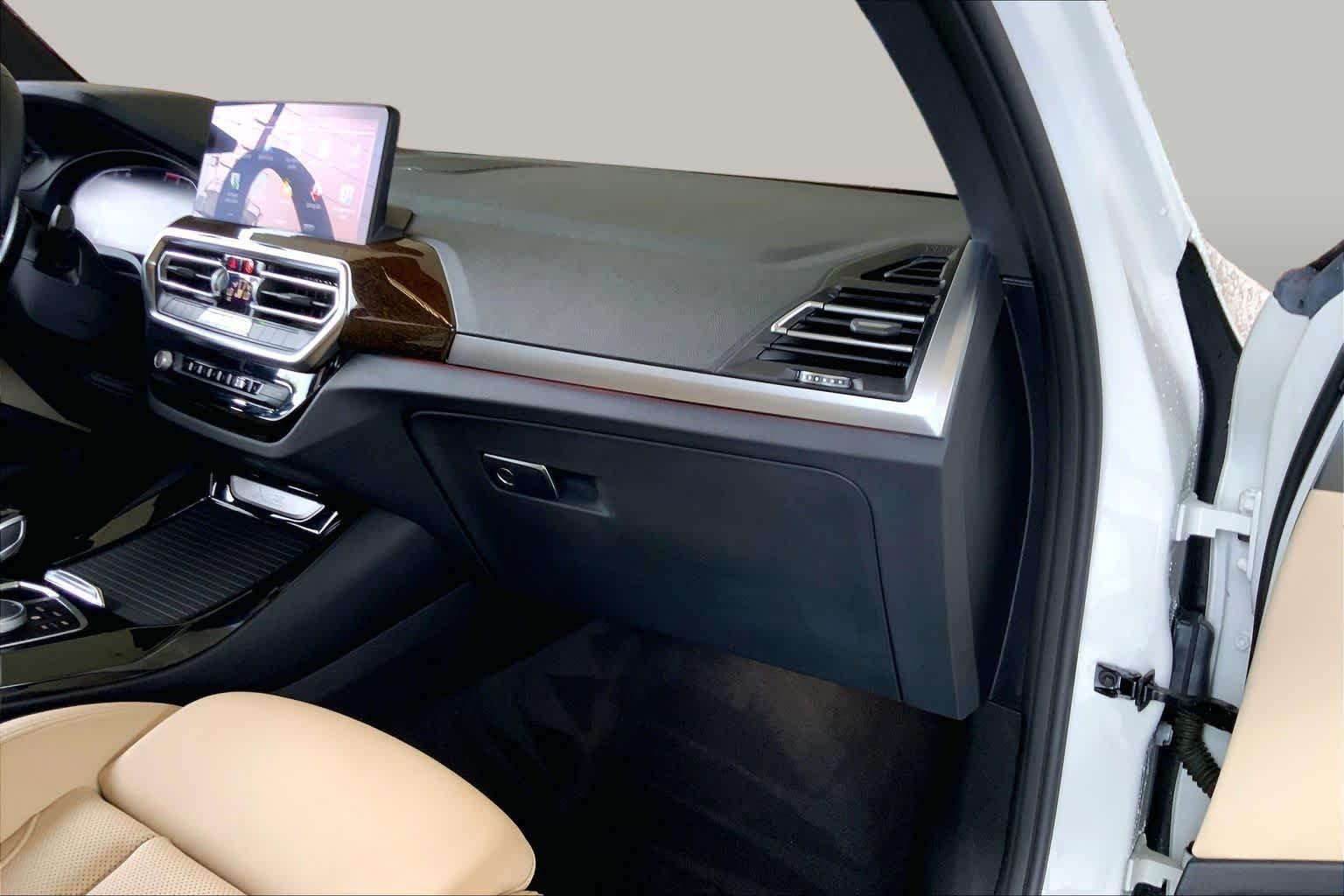 Used 2023 Alpine White BMW sDrive30i image 19
