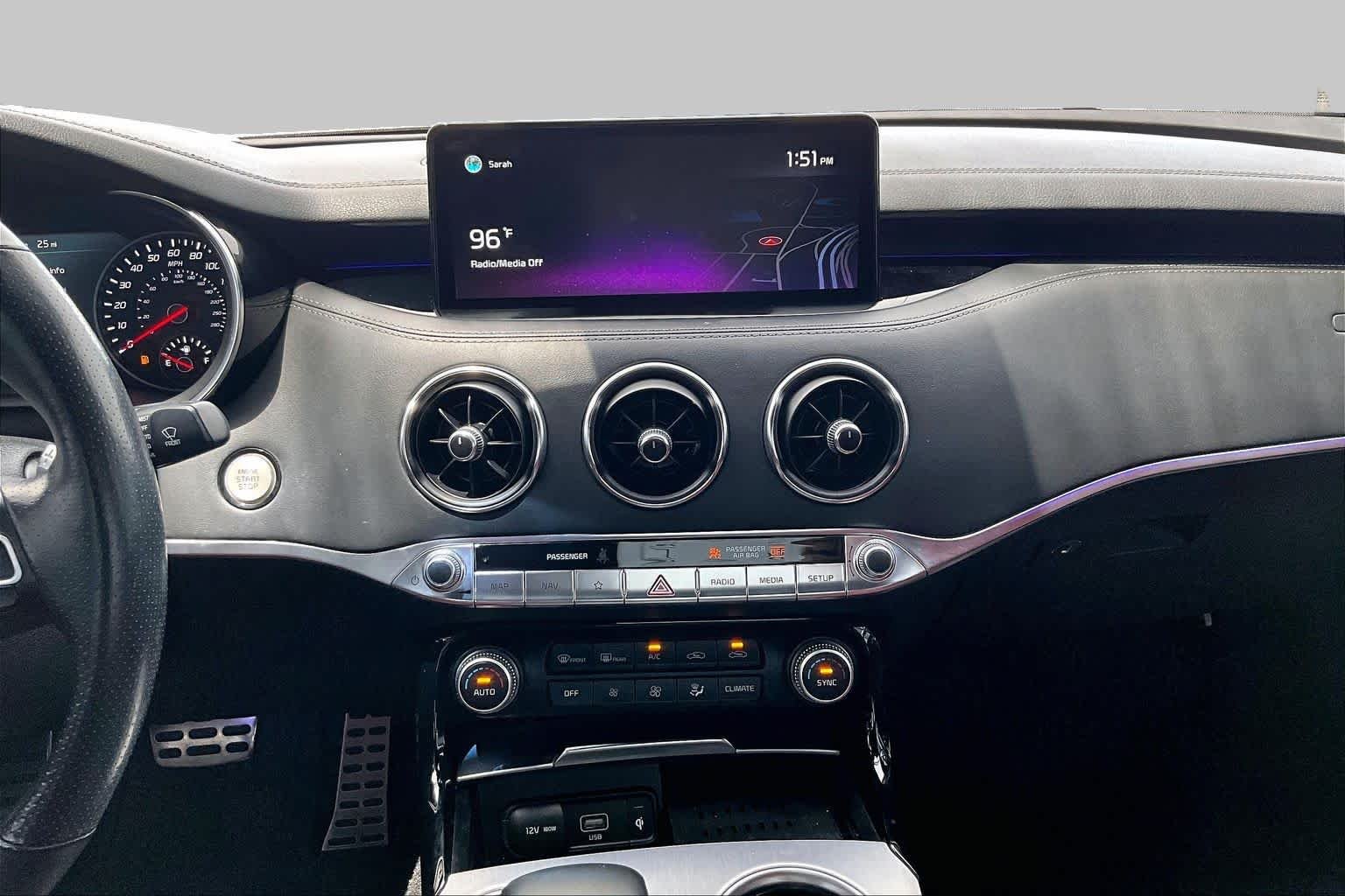 Pre-Owned 2022 Kia Stinger GT2