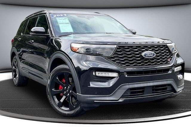 Used 2023 Black Ford ST image 3
