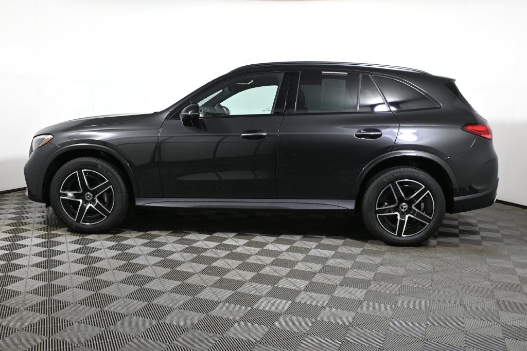 2026 Mercedes-Benz GLC Base - Photo 2
