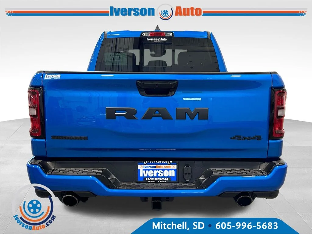New 2026 Hydro Blue Pearl-Coat Exterior Paint RAM Big Horn/Lone Star image 6