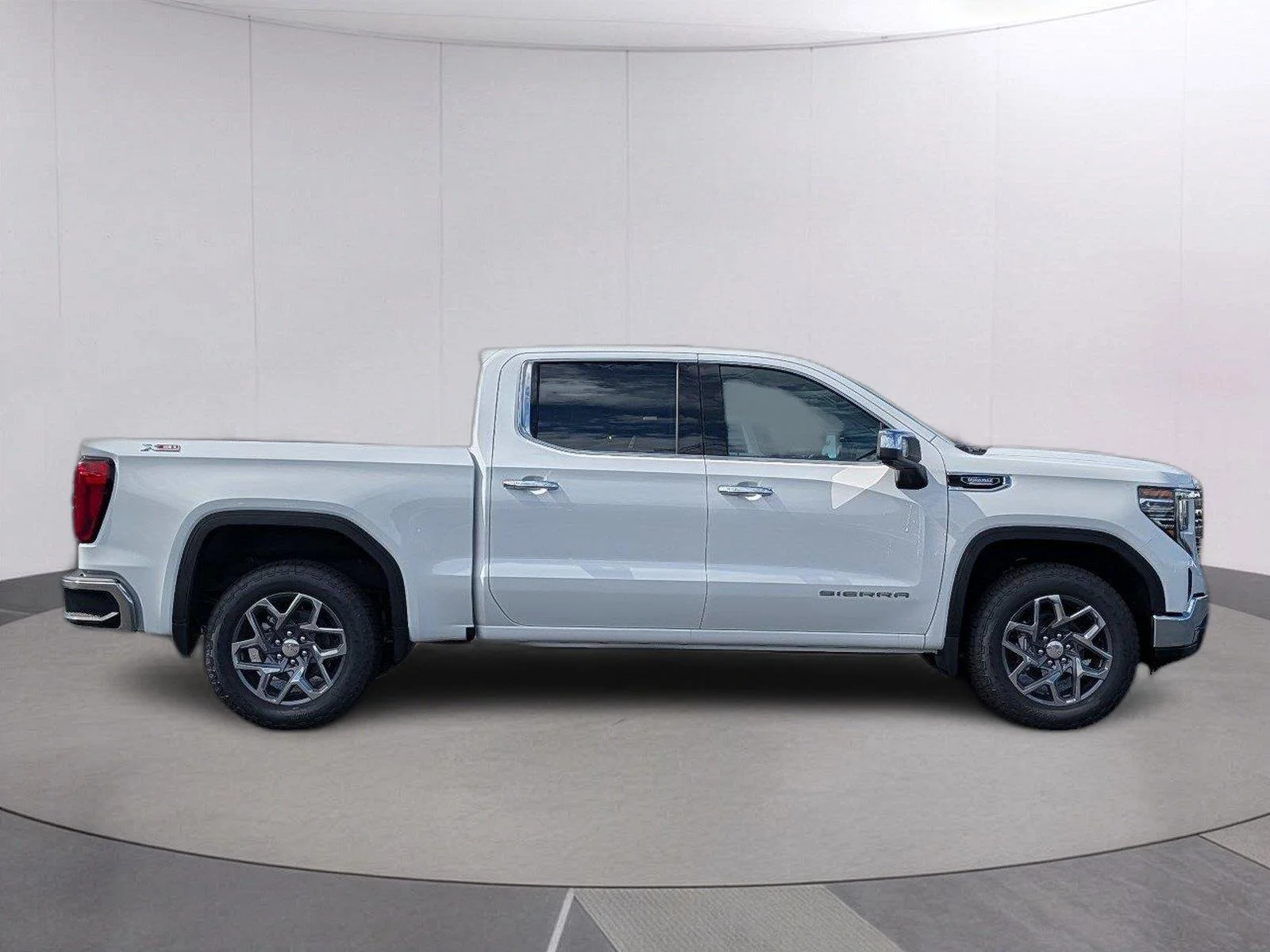 New 2026 Summit White GMC SLT image 7