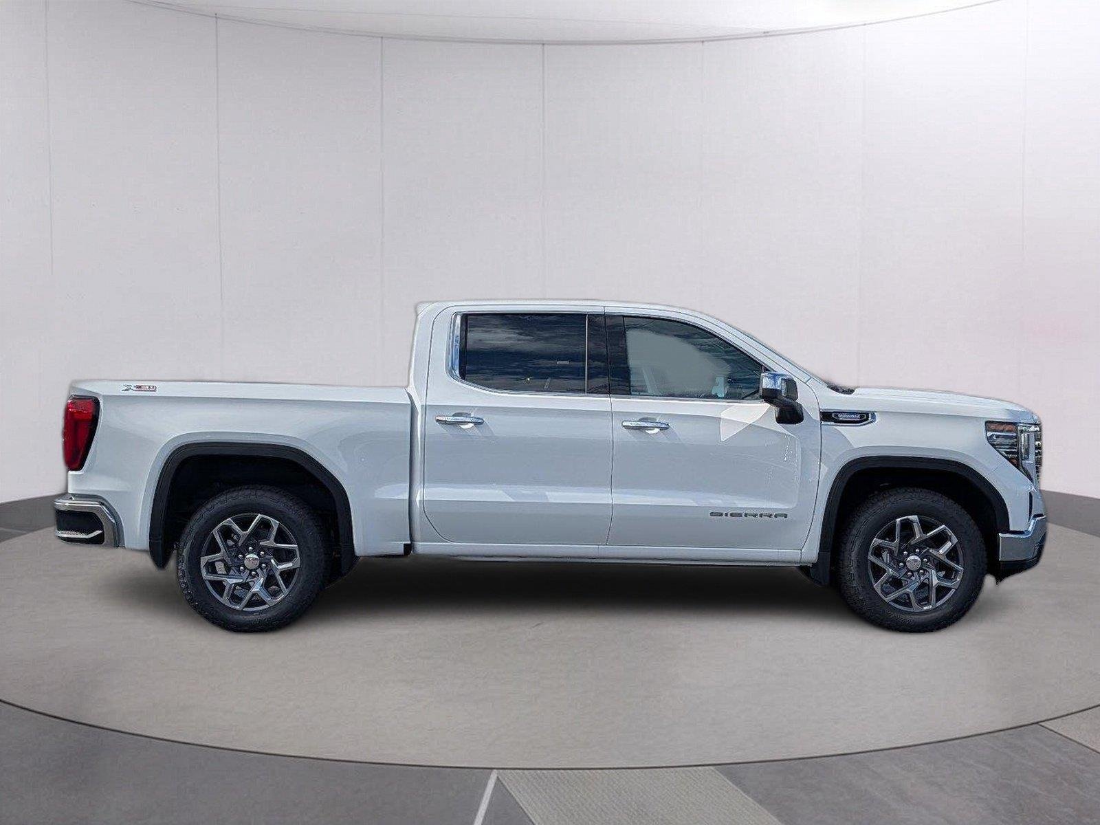 New 2026 Summit White GMC SLT image 7