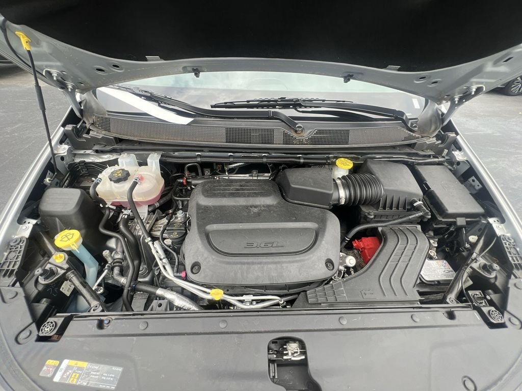 Used 2023 Silver Chrysler Touring L image 31