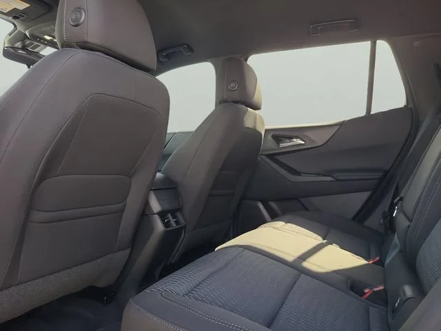 New 2027 Summit White Chevrolet LT image 10