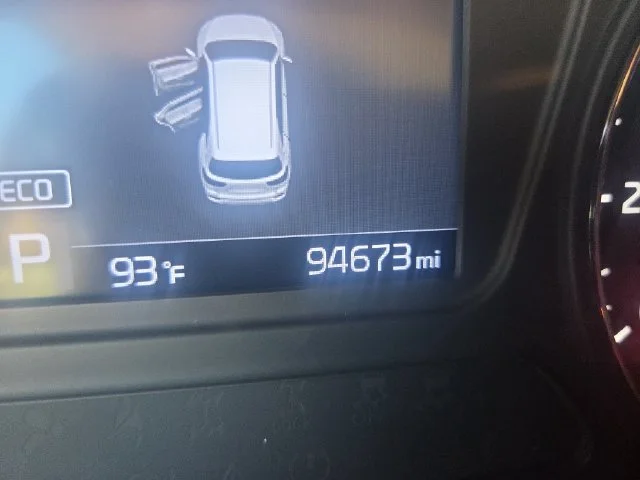 Used 2020 Silver Kia S image 25