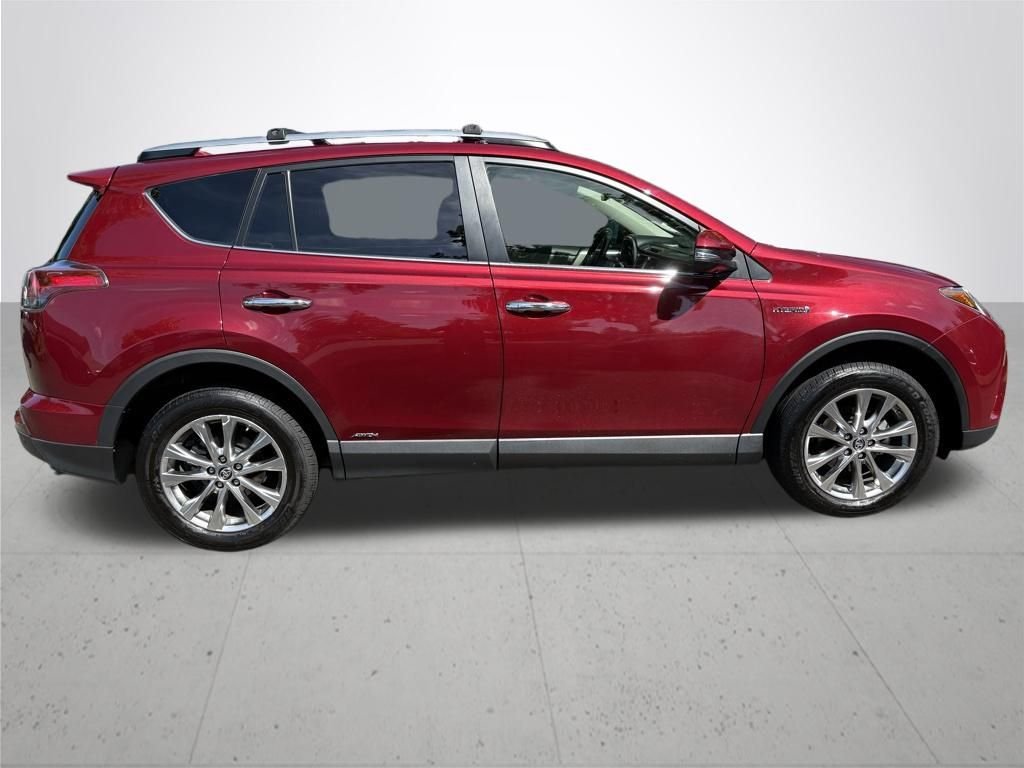 Used 2018 Pearl Toyota Limited image 5