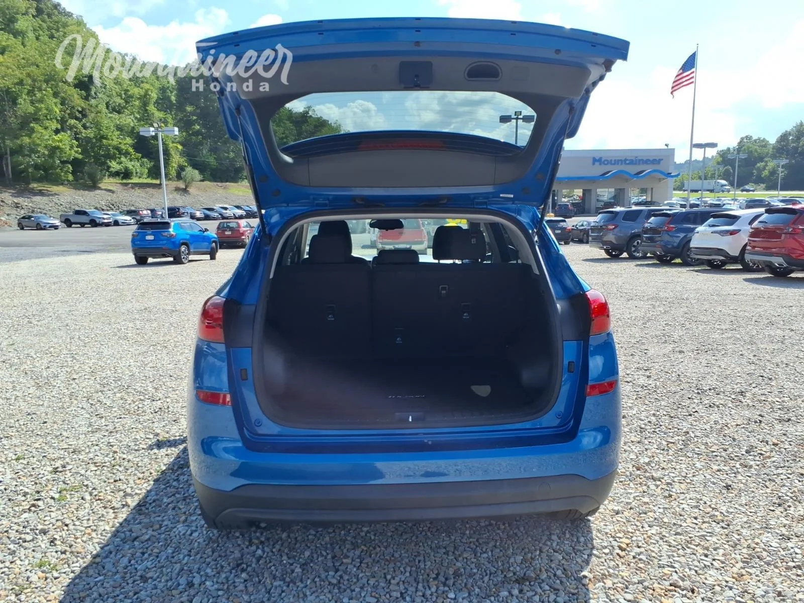 Used 2019 Aqua Blue Hyundai Value image 21