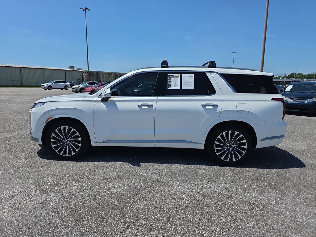 Certified Used 2025 Hyper White Hyundai Calligraphy image 5