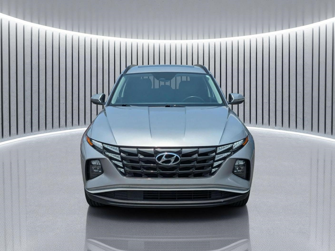 Used 2023 Shimmering Silver Hyundai SEL image 13
