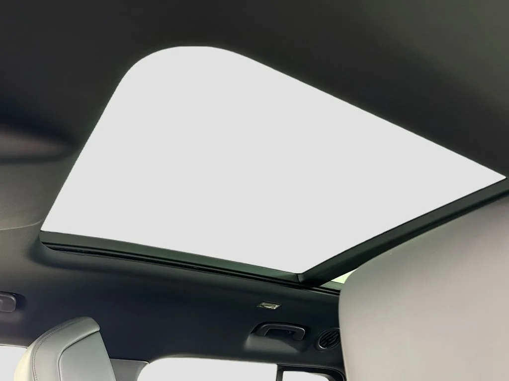 New 2026 Santorini Black Land Rover X-Dynamic SE image 23