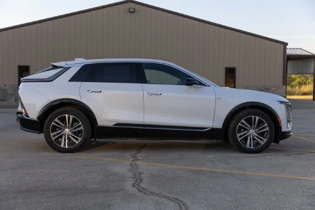 New 2025 Crystal White Tricoat Cadillac Luxury 1 image 3